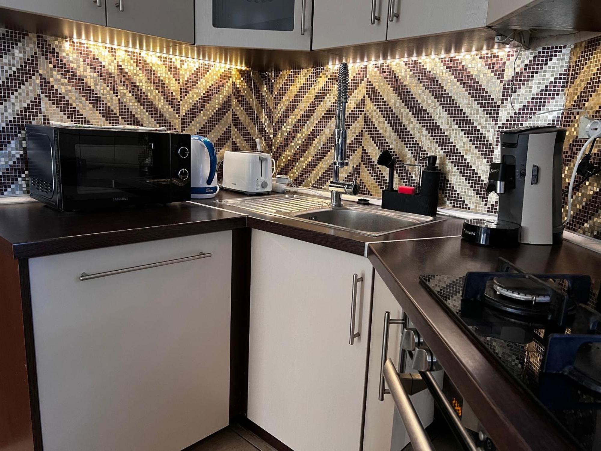 Appartement Airport Road/Reptér közeli ház privát parkolóval à Budapest Extérieur photo