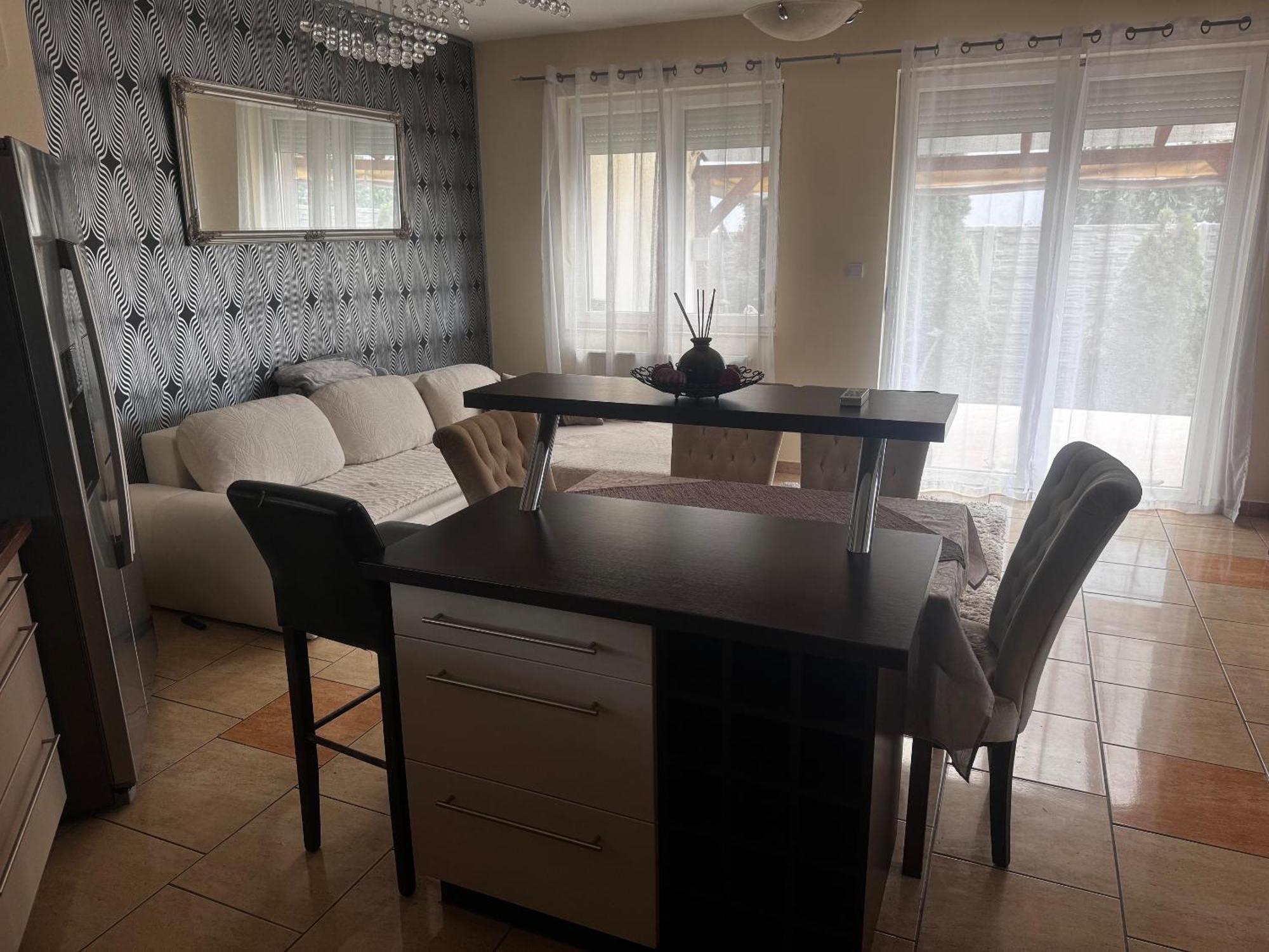 Appartement Airport Road/Reptér közeli ház privát parkolóval à Budapest Extérieur photo
